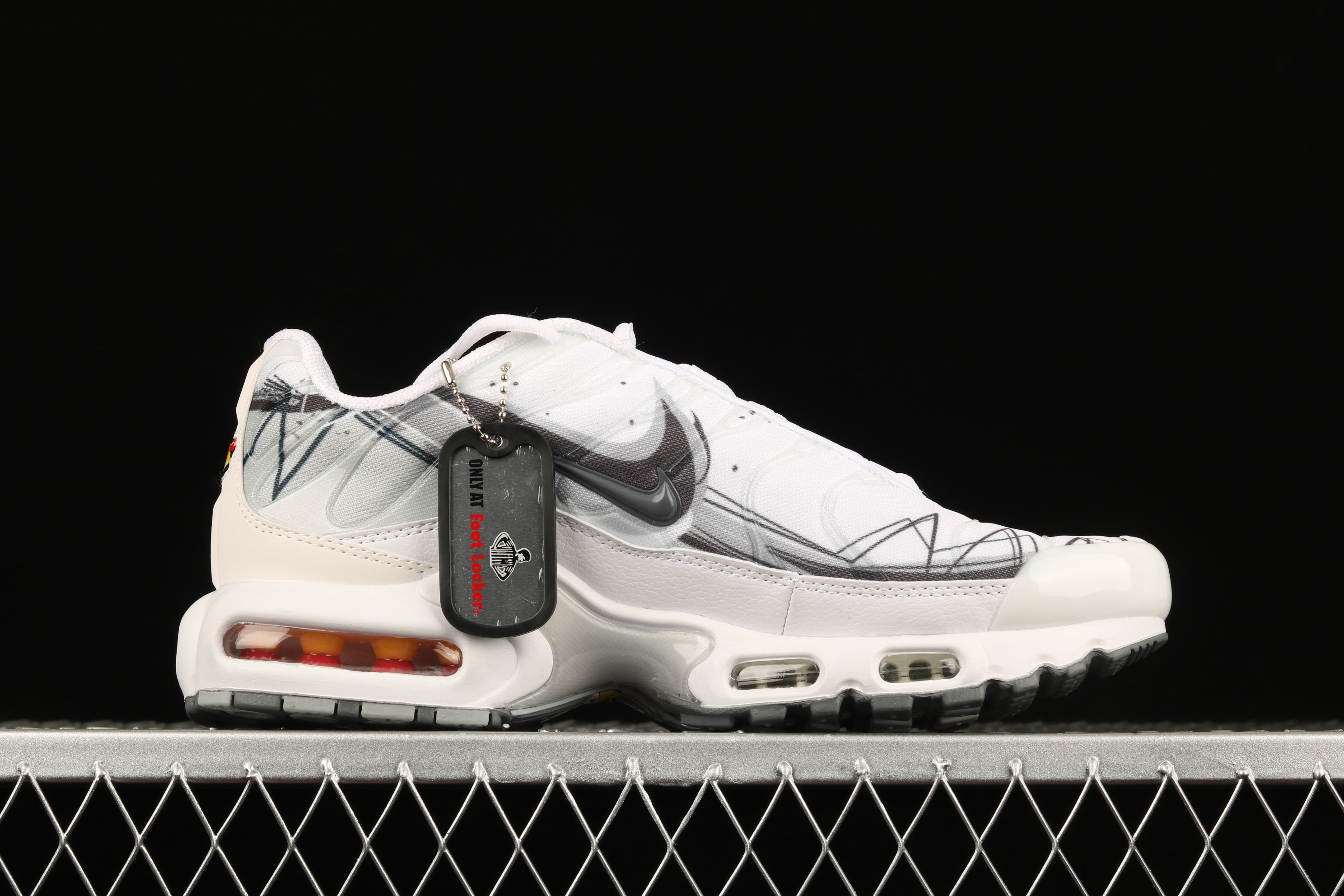 New Men Nike Air Max PLUS TXT White Black Running Shoes - Click Image to Close